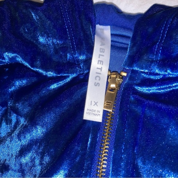 Fabletics Blue Crushed Velour Zip Up Hoodie Size XL - Picture 10 of 11
